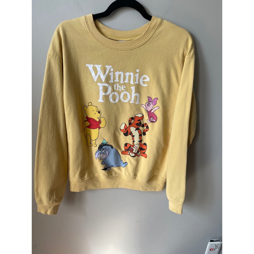 Disney Winnie the Pooh Tigger Eeyore Piglet Yellow Graphic Sweatshirt M relaxed
